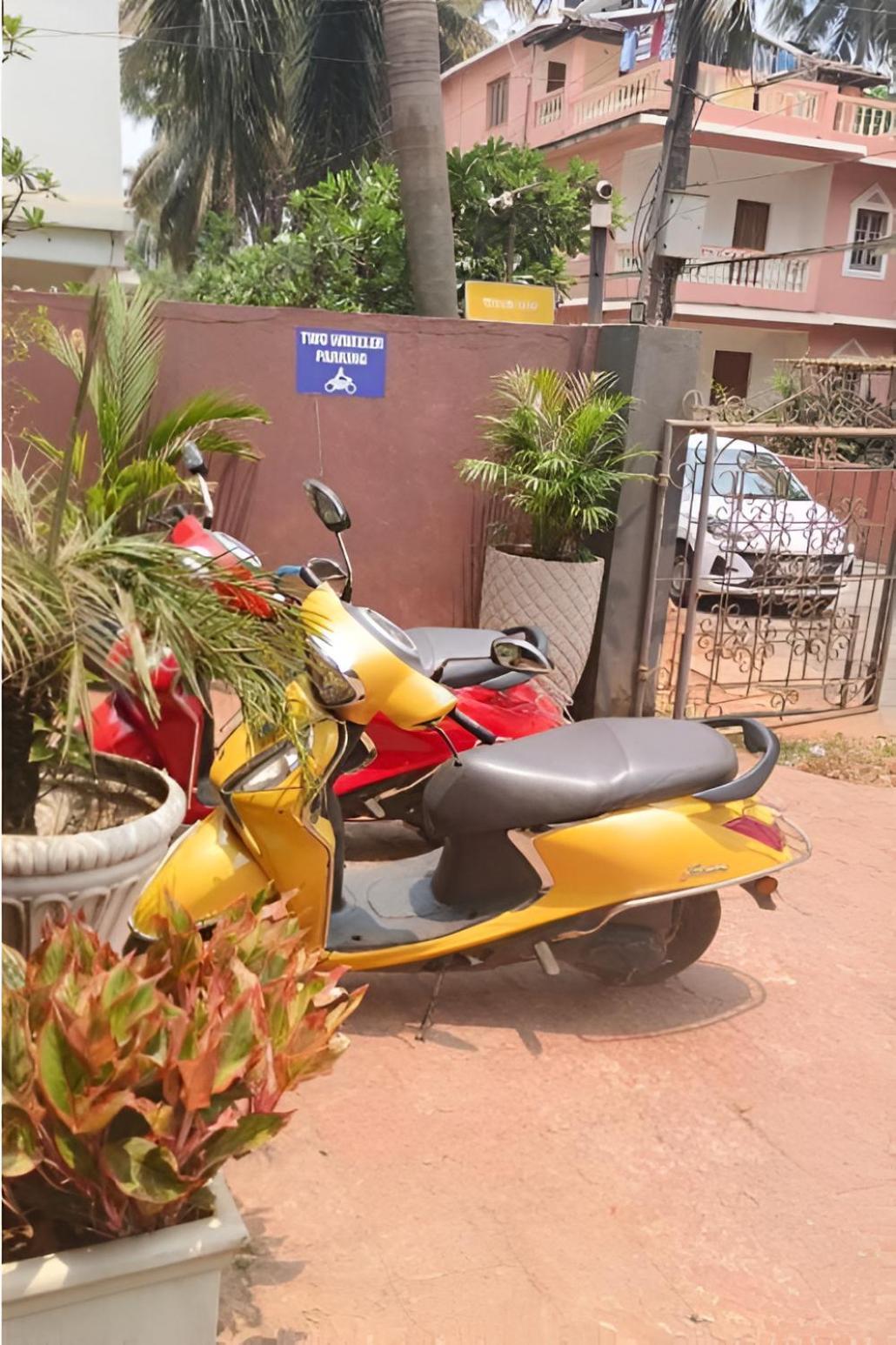 Treebo Premium Dona Eliza, 700 Metres From Calangute Beach Bagian luar foto
