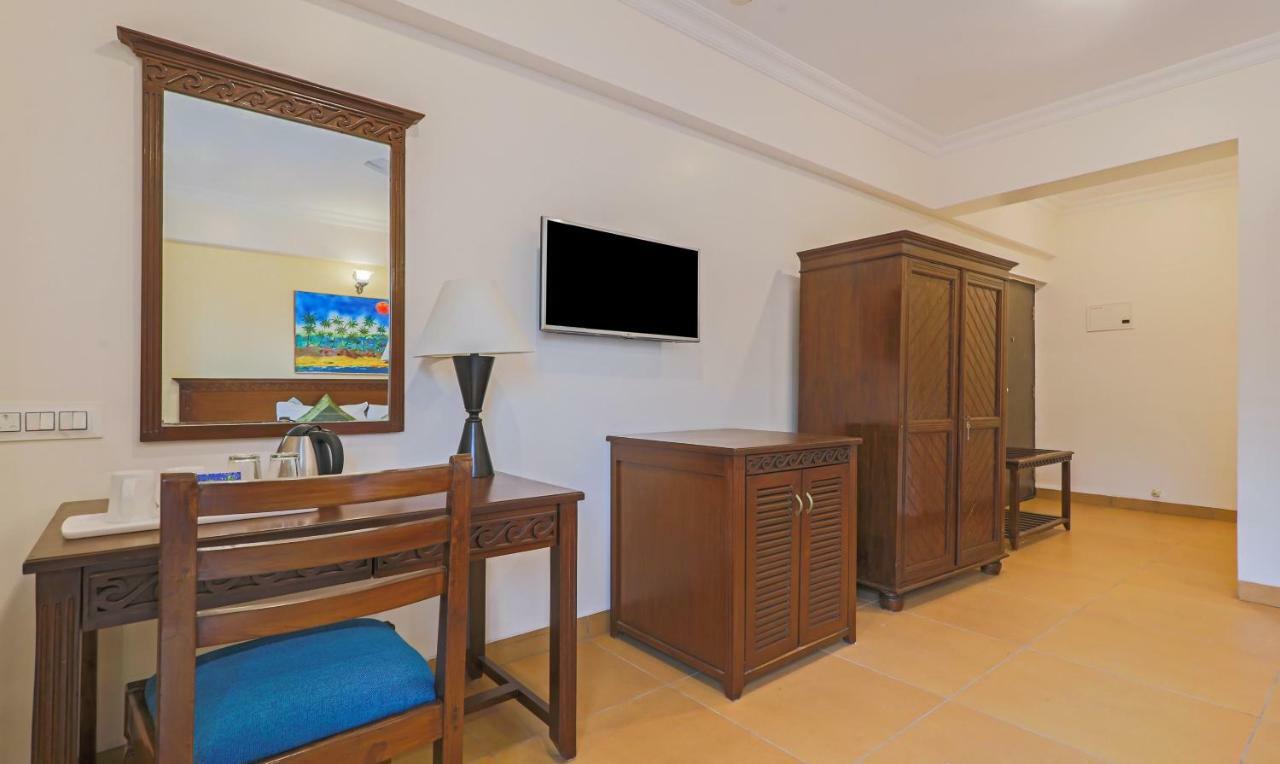 Treebo Premium Dona Eliza, 700 Metres From Calangute Beach Bagian luar foto