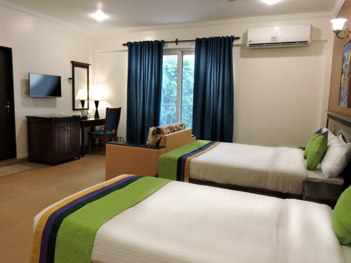 Treebo Premium Dona Eliza, 700 Metres From Calangute Beach Bagian luar foto