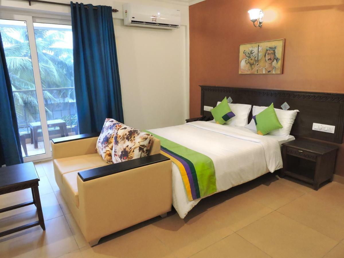 Treebo Premium Dona Eliza, 700 Metres From Calangute Beach Bagian luar foto