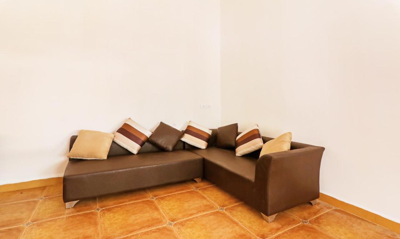 Treebo Premium Dona Eliza, 700 Metres From Calangute Beach Bagian luar foto